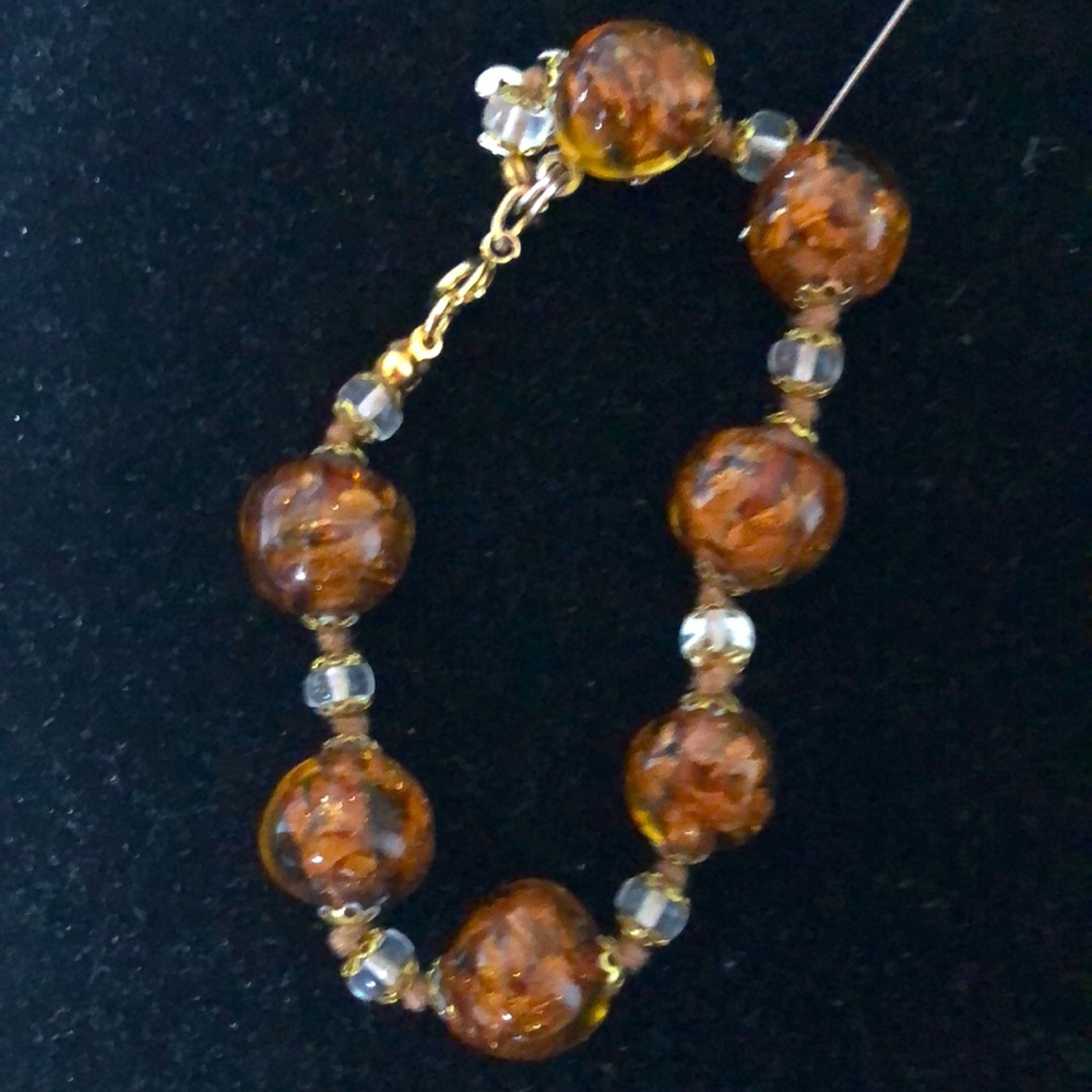 Vintage Murano Venetian gold foil glass bead bracelet